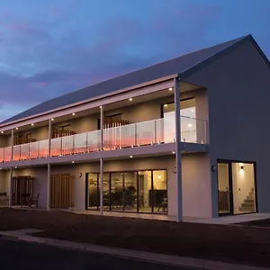 https://the-seabird.hotelsbyronbayaustralia.com