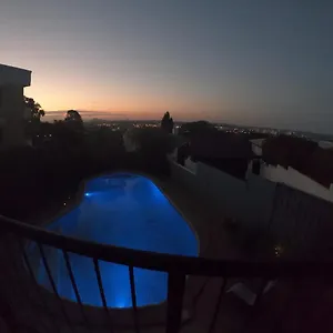 https://top-of-alex-amazing-views.hotelssunshinecoast.net